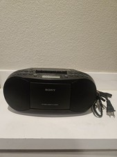 Sony CFD-S70 Stereo CD Player Cassette Recorder AM/FM Radio Boombox Tested Works