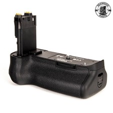 Canon BG-E11 Battery Grip for EOS 5D Mark III, 5DS,  5DS R LN