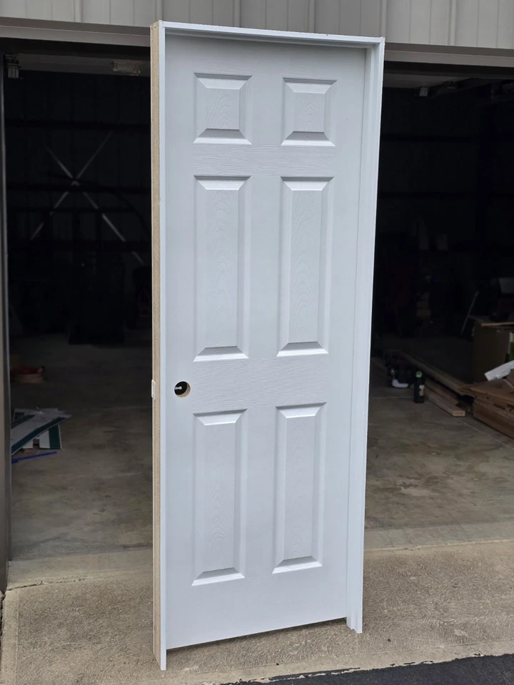 Mastercraft 28"W x 80"H Brite Blanco 6 Paneles Puerta Interior Precolgada - Inspiración Derecha Foto 2 de 2