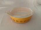 Vintage Pyrex 471 Town & Country 1 Pint Casserole Dish w/ Lid Yellow