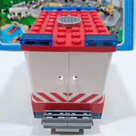 🔥LEGO 60023 CITY STARTER SET 100% Complete w/ Instructions & Minifigures NICE