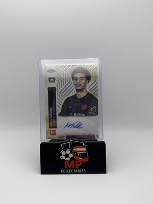 Malik Tillman - Bundesliga Chrome 25-26 Gold Magic Autogrammkarte /50 CASE HIT