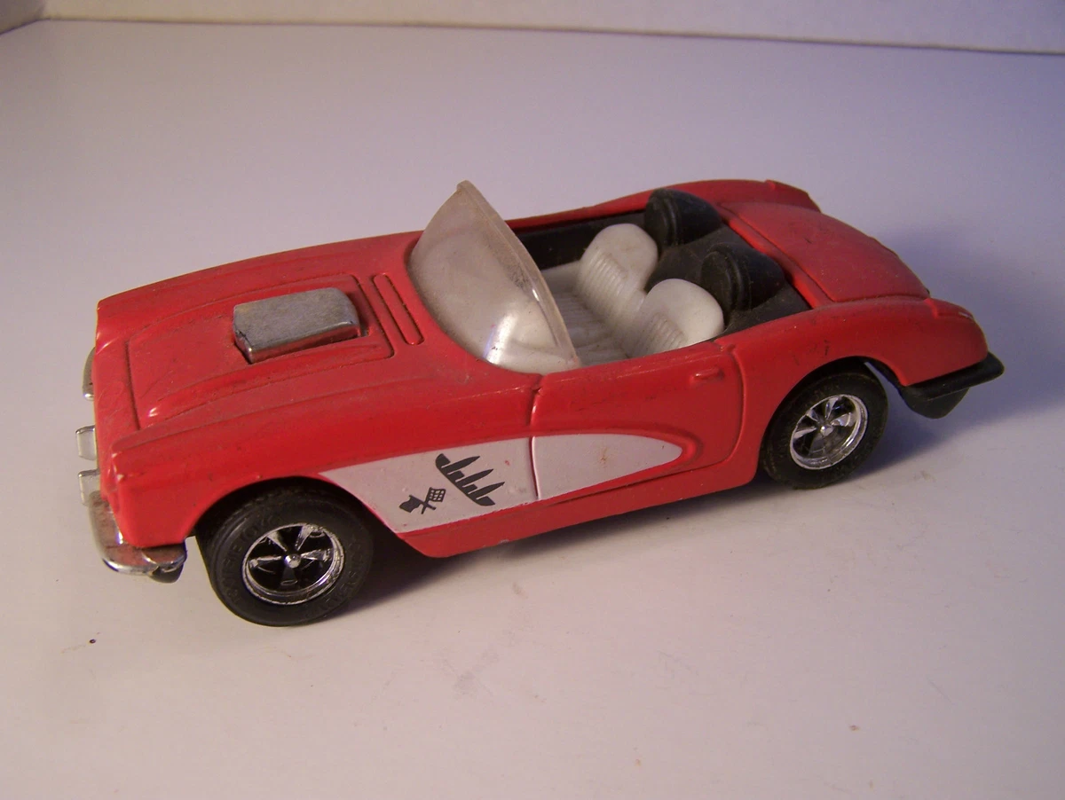 Vintage Cast Tootsietoy 59 Chevy