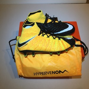 flyknit acc hypervenom