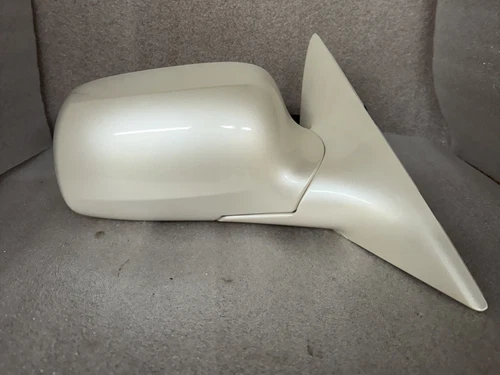 Cadillac DTS Pearl Right Door Mirror 2006-2008 (See details for specifications)
