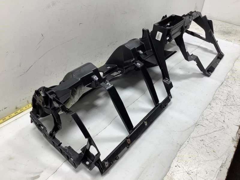 Volkswagen Beetle 2004 convertible tablero de instrumentos marco base negro OEM+ Foto 2 de 4