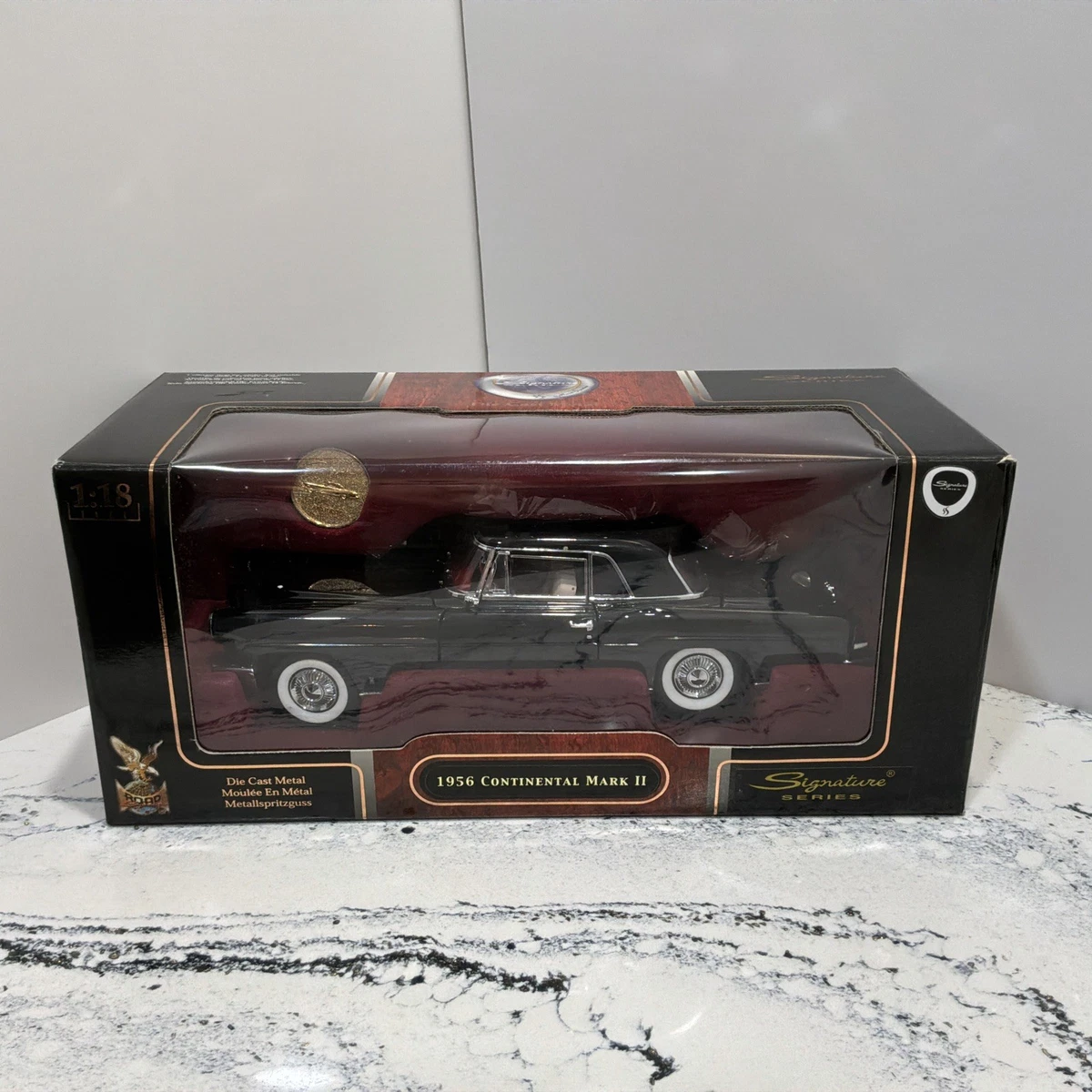 Road Signature Lincoln 1:18 Scale Diecast & Toy Vehicles for sale