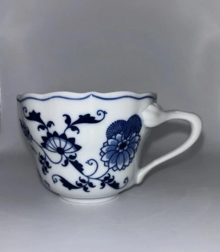 VTG Blue Danube Japan TEA CUP Blue Onion Large Size Split Handle