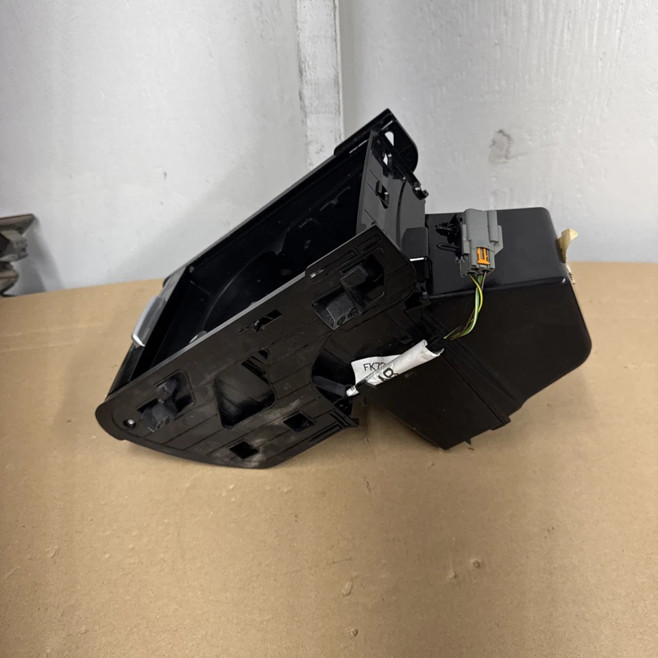 ⭐2015-2019 Land Rover Discovery Sport portavasos consola de almacenamiento OEM LOTE2647 Foto 3 de 4