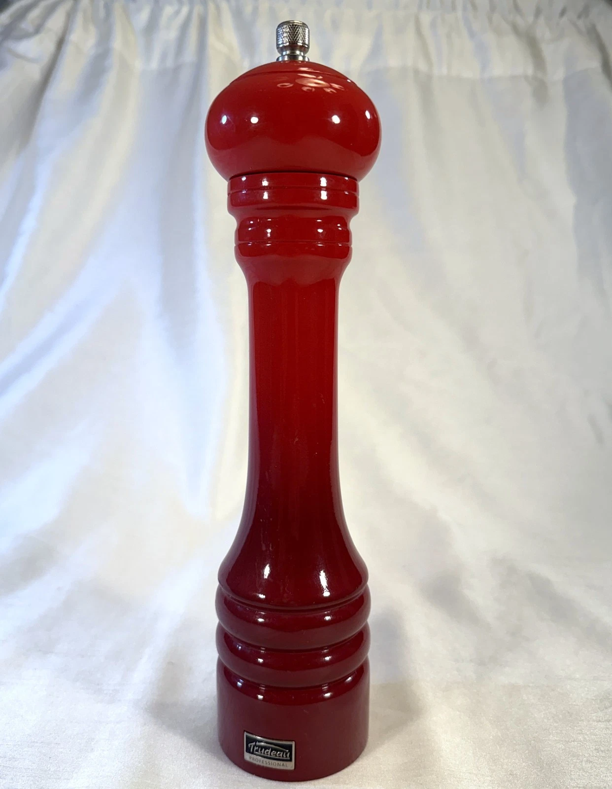 Trudeau PROFESSIONAL 12" Restaurant Wooden Pepper Grinder Mill