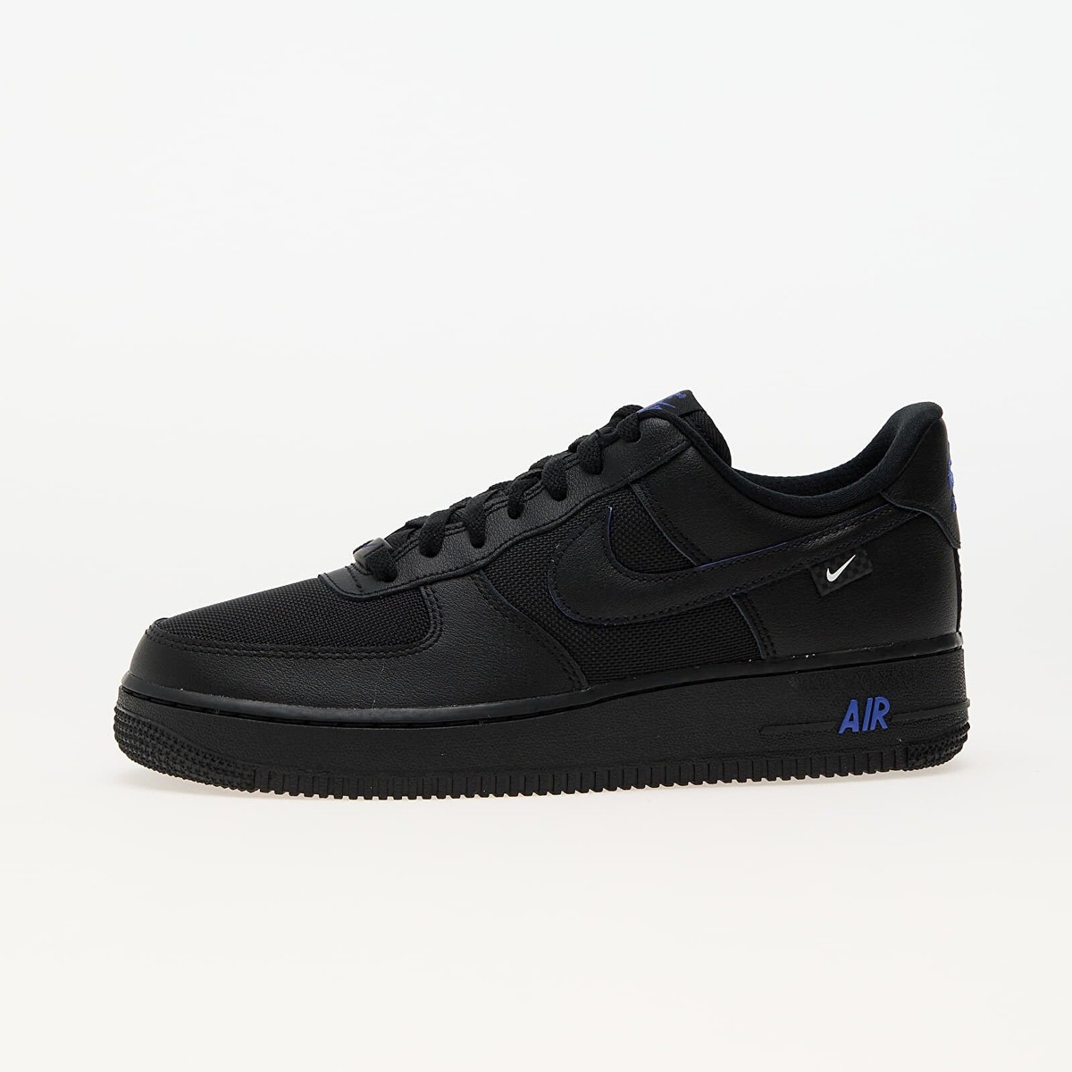 Nike Air Force 1 ブラック/ブルー ハイカットシューズ Amazon.co.jp: Nike Big Kid's Air Force 1 '06