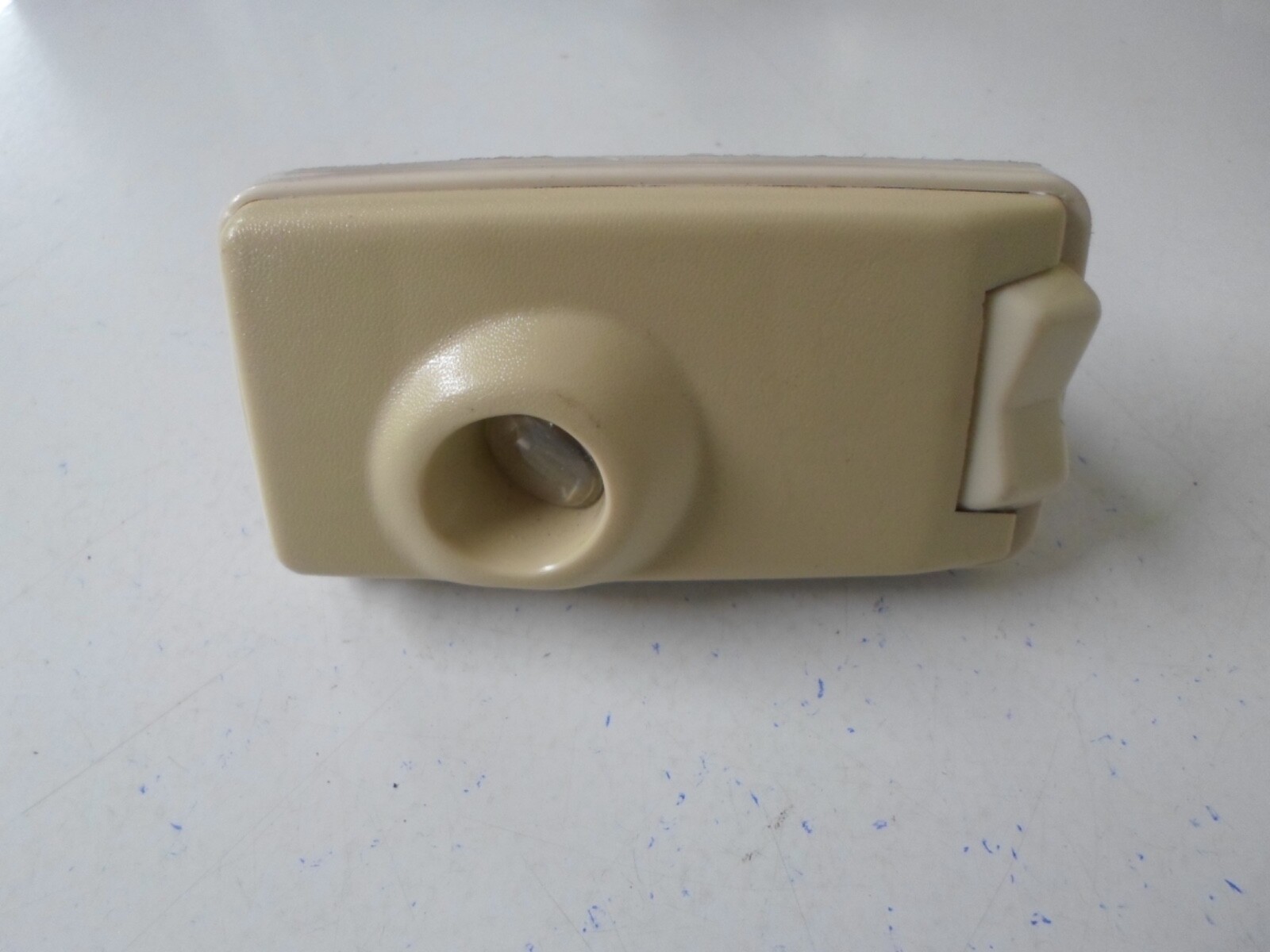 Plafonnier complet Renault 5 Turbo neuf pour remplacer un plastique cassé
