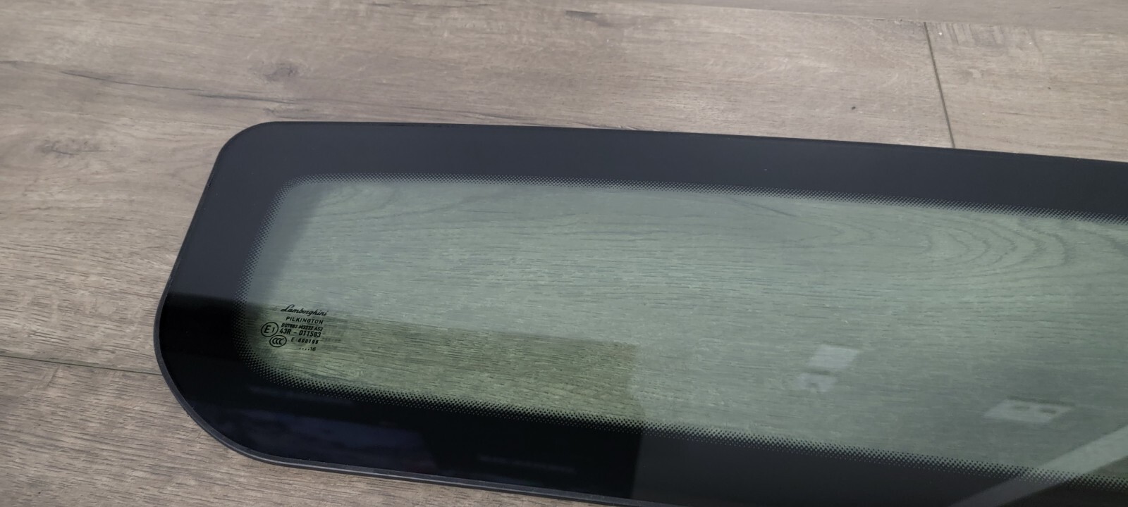 LAMBORGHINI HURACAN REAR BACK WINDOW GLASS OEM 4T8845501A