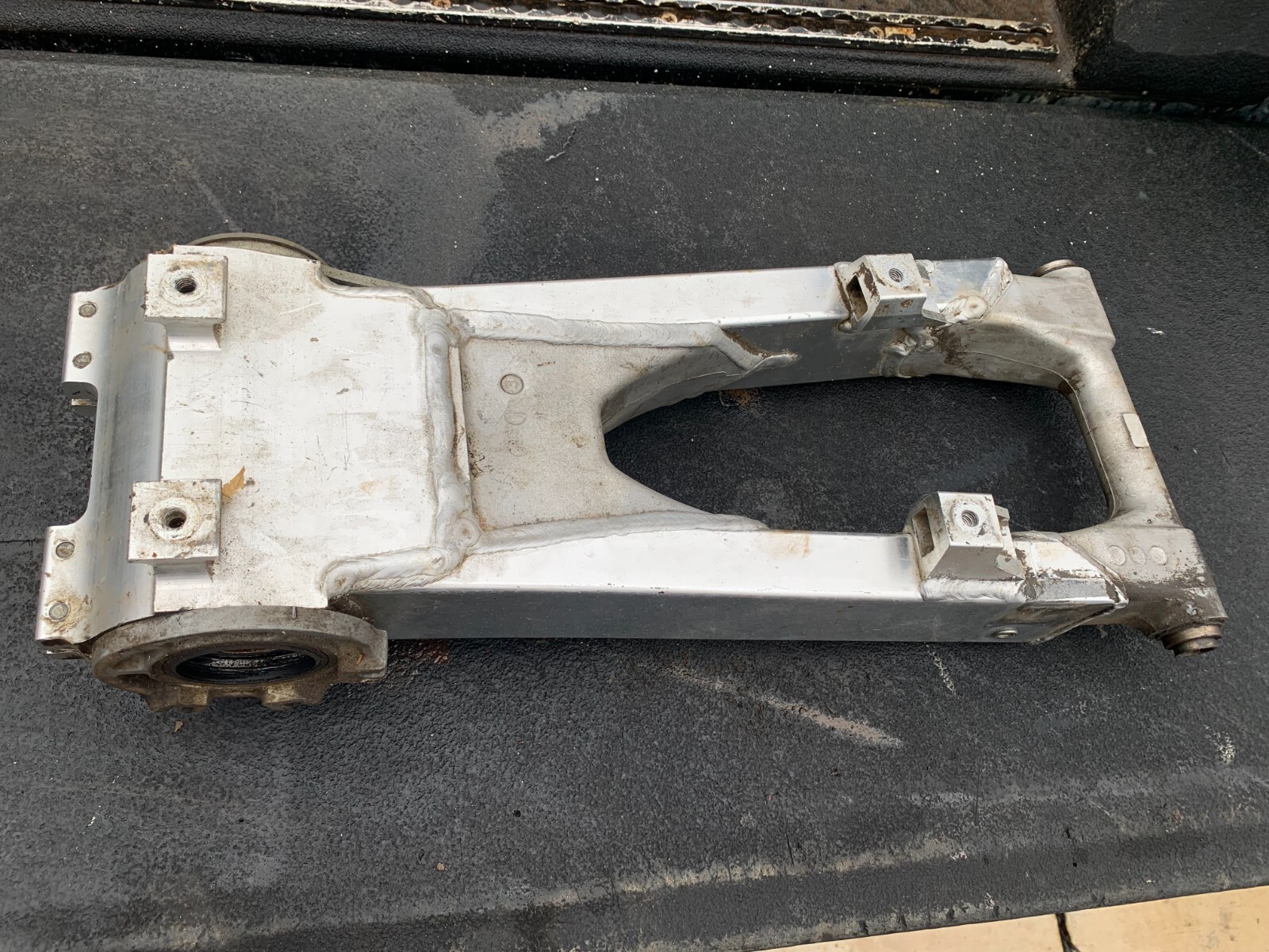 TRX250R 250R ATV SWING ARM 1989 88 / 89 1988 HONDA STOCK 2 eBay