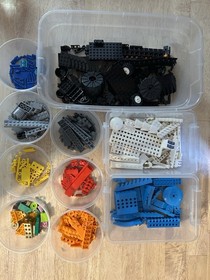 LEGO Boost: Creative Toolbox (17101)