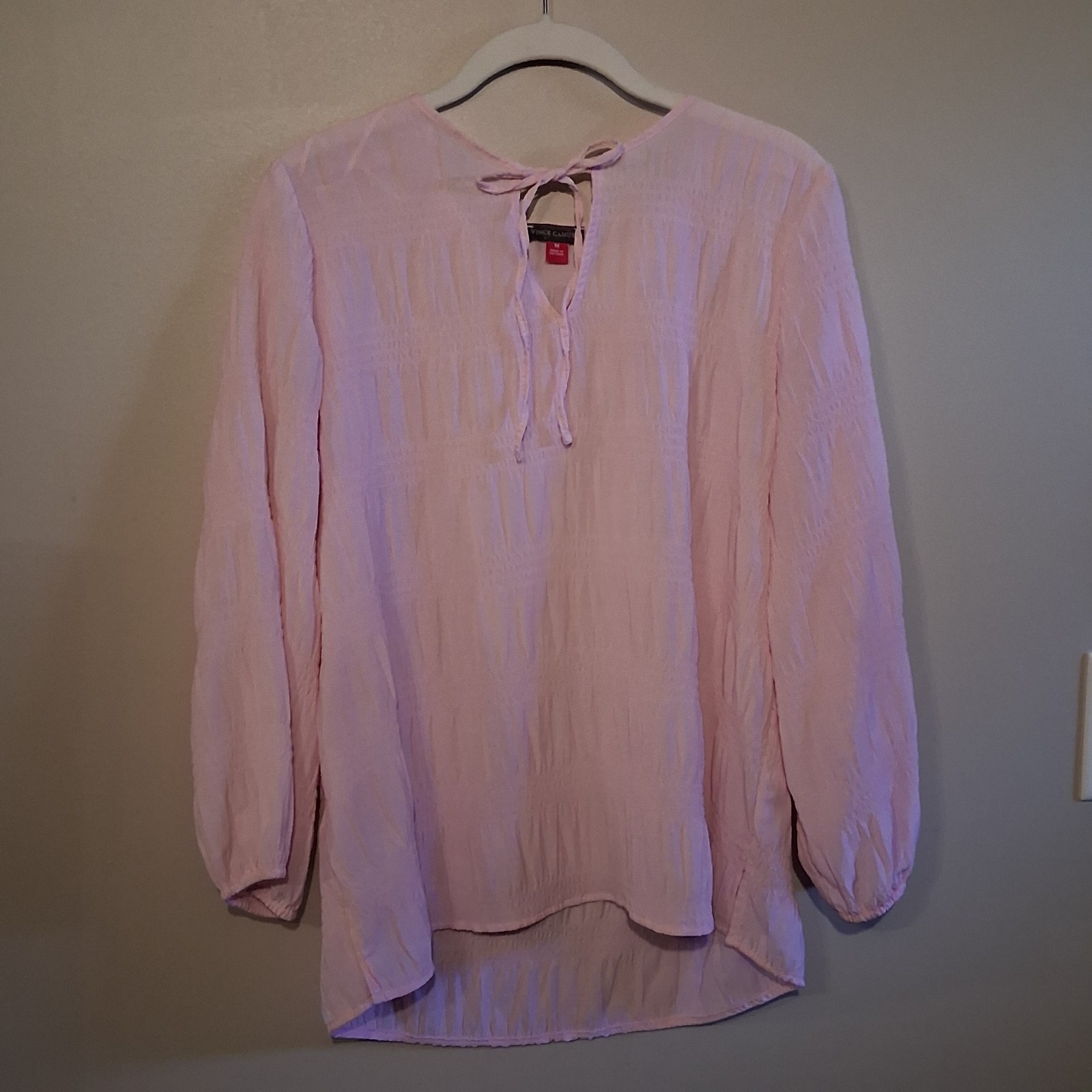 Vince Camuto Women's Blouse Tie Neckline Gathered Sleeves Pink Size Medium