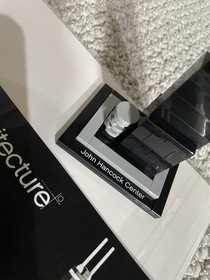 LEGO ARCHITECTURE: John Hancock Center (21001) Chicago - Complete W/box