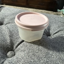 Vintage 7 oz 3.5 x 2.5" Tupperware Container w Lid 1605-7 1807-1 Made in USA