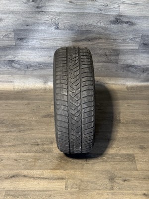 1 x 225/55 R17 97H Pirelli Sotto Zero 3 Winterreifen MO STERN Schneeflocke