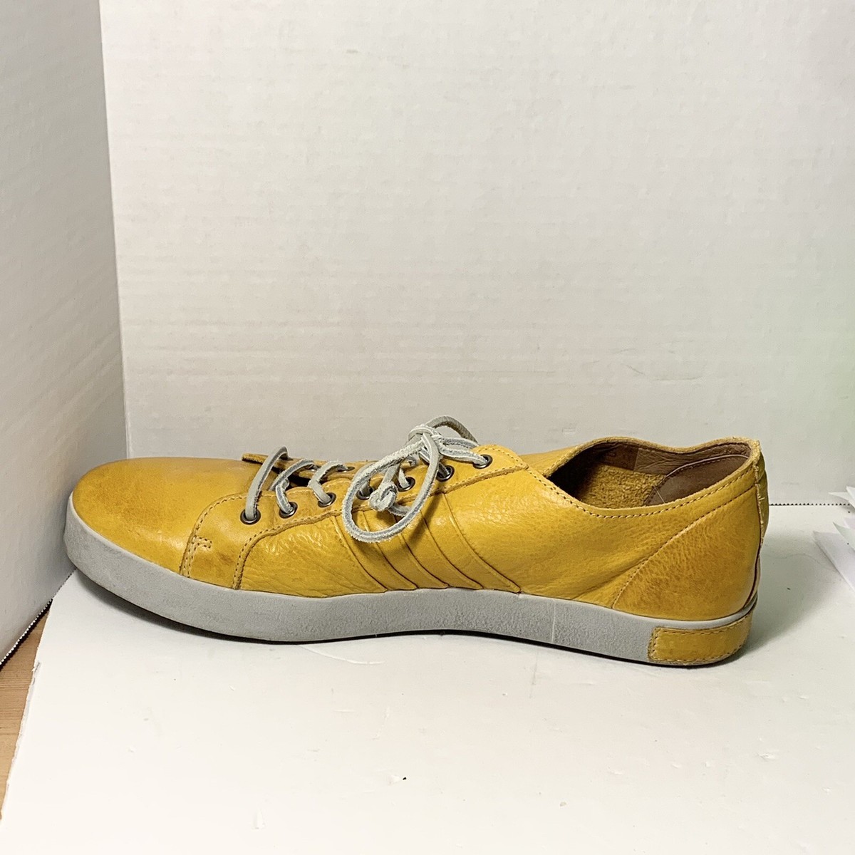 Men's Blackstone Butter Scotch Mid Leather Sneaker Lace JM-11 Size