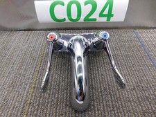 NEW Delta 2529LF-LGHDF Commercial Centerset Bathroom Faucet Chrome READ DESC