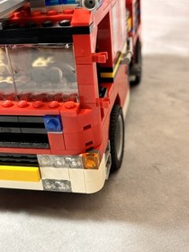 LEGO CREATOR: Fire Rescue (6752) Fire Truck READ DESCRIPTION