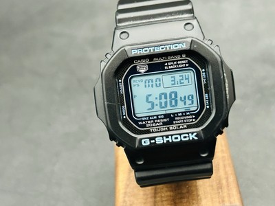 Exc+5] 1 DAY SHIP Casio G-Shock GW-M5610BA-1JF BLACKxBLUE Series