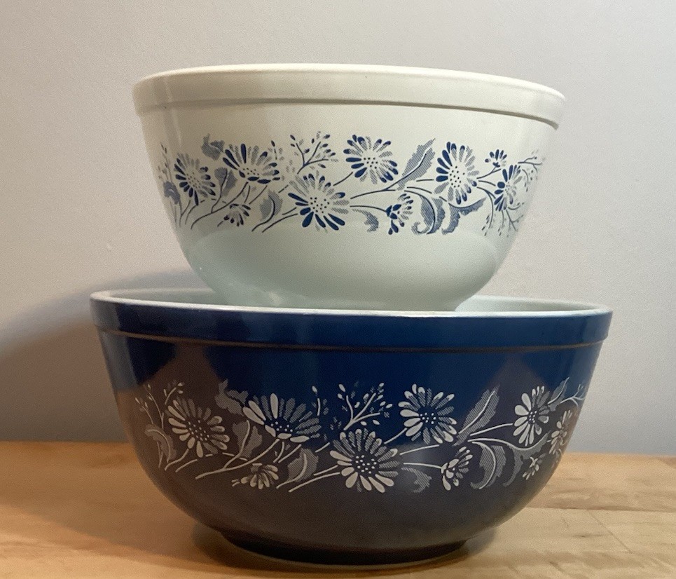 Pyrex Vintage Nesting Mixing Bowls Set of 2 Colonial Mist Blue | eBay