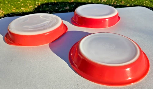 Lot Set of 3 Pyrex Vintage 209 & 221 8" Circle & Pie Plate Flamingo Pink Dishes