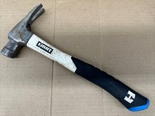 HART 20oz Steel Hammer With Nail Setter  (HHHSS1) Pre-owned