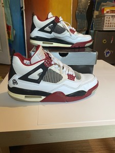 mars jordan 4