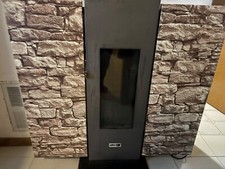 stufa a pellet ,  marca Zibro, modello Titania 94, anno 2012, potenza 9.00 kw