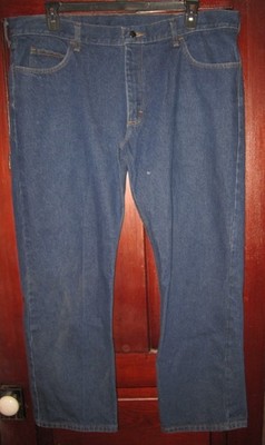 Lee Men's Blue Jeans Pants Slacks Size 42 x 30 100% Cotton Denim Classic