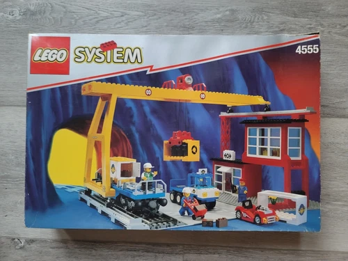 LEGO - Set # 4555 - Cargo Station 9V Trains Freight Loading Crane Sealed Retired