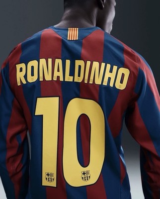 Size XXL - Nike Ronaldinho FC Barcelona 2005/06 Reissue Long