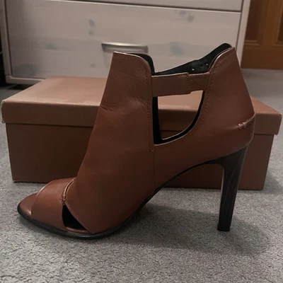 Coach Women’s Brown Leather Ankle Strap Buckle Open Toe Stiletto Heels UK 7.5 - Image 1 of 4