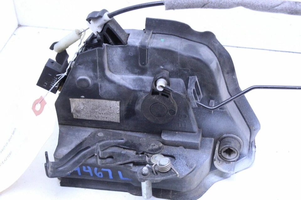 Pestillo de cerradura de puerta del conductor delantero izquierdo BMW M3 2001-2006 FABRICANTE DE EQUIPOS ORIGINALES usado Foto 2 de 4