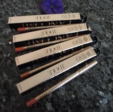 Lancome idole lip shaper new in box select your shade