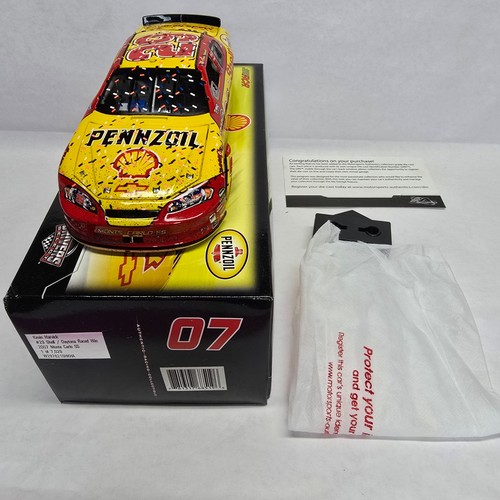 1:24 Kevin Harwick #29 SHELL / DAYTONA RACED WIN 2007 MONTE CARLO SS NEW - Picture 3 of 8