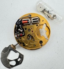 Vintage 28.5mm Accutron Date Tuning Fork Men's Wristwatch Movement 218 D USA 1