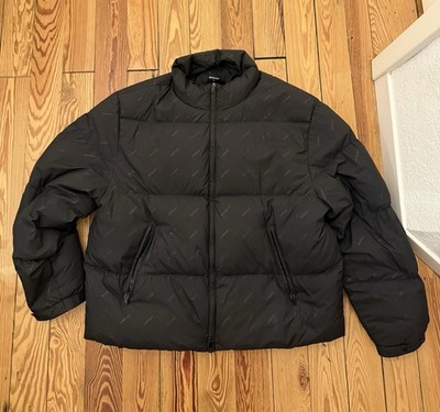 Represent puffer jacket