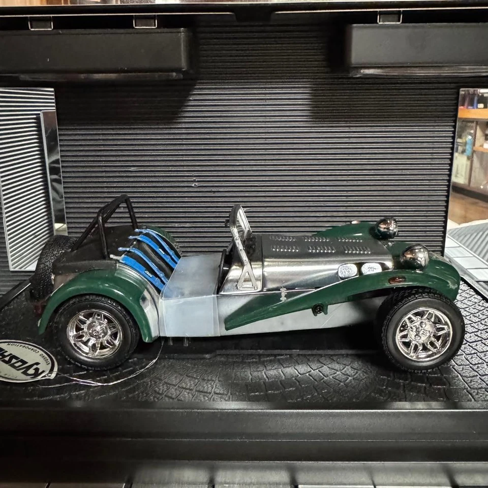 Modelo fundido a presión verde Kyosho 1/18 Caterham Seven exhibición coleccionable escala 1/18 Foto 4 de 4