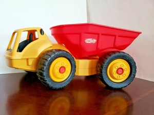 extra large dump truck toy