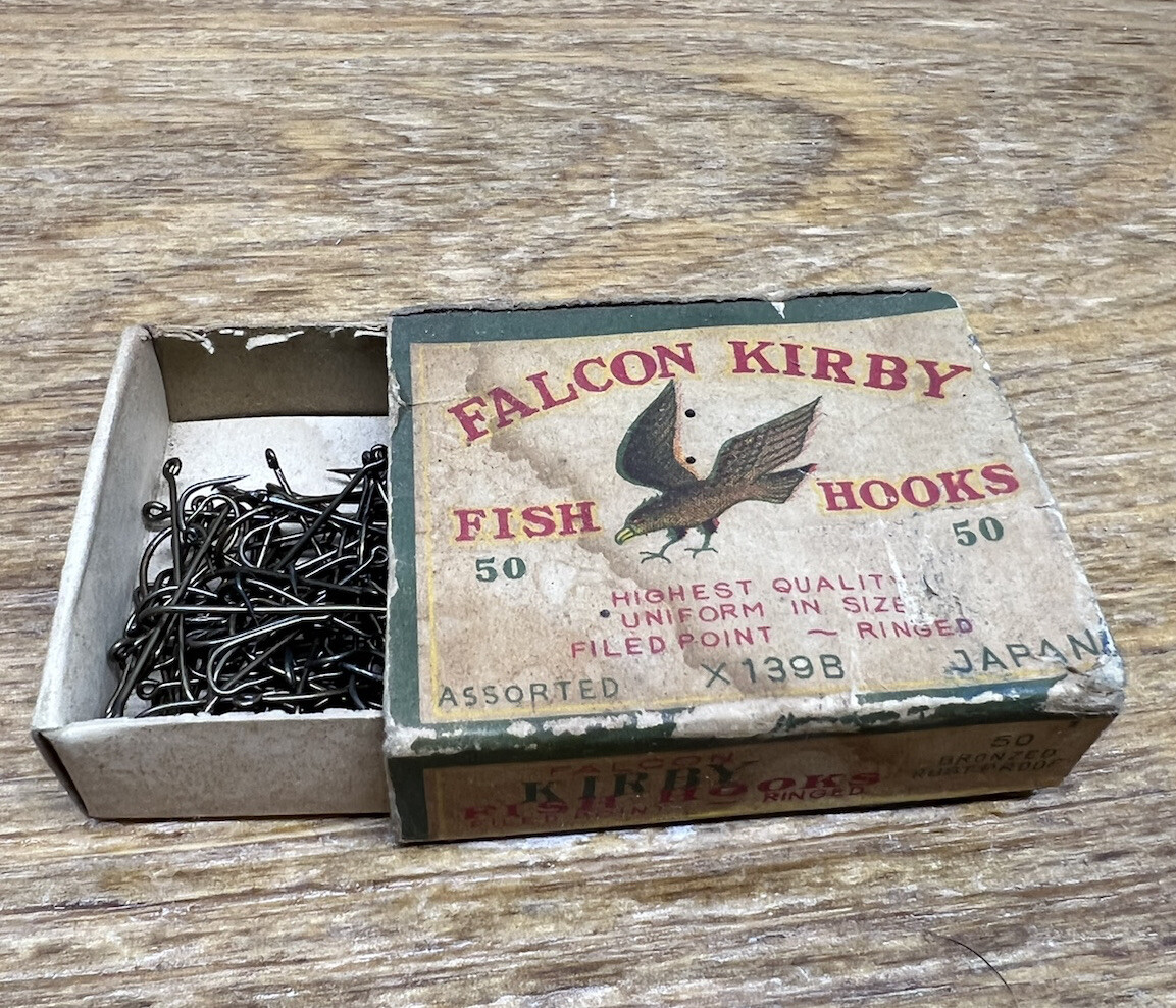 falcon fishing hooks Sea Dual Flash Pink Back / 65g This lure is handmade in Japan with a custom paint job for each lure Vintage Falcon Kirby Fish Hooks