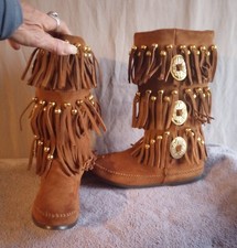 New Minnetonka Boots Women 8 Honey Brown Triple Fringe Tribal Beads Suede Native