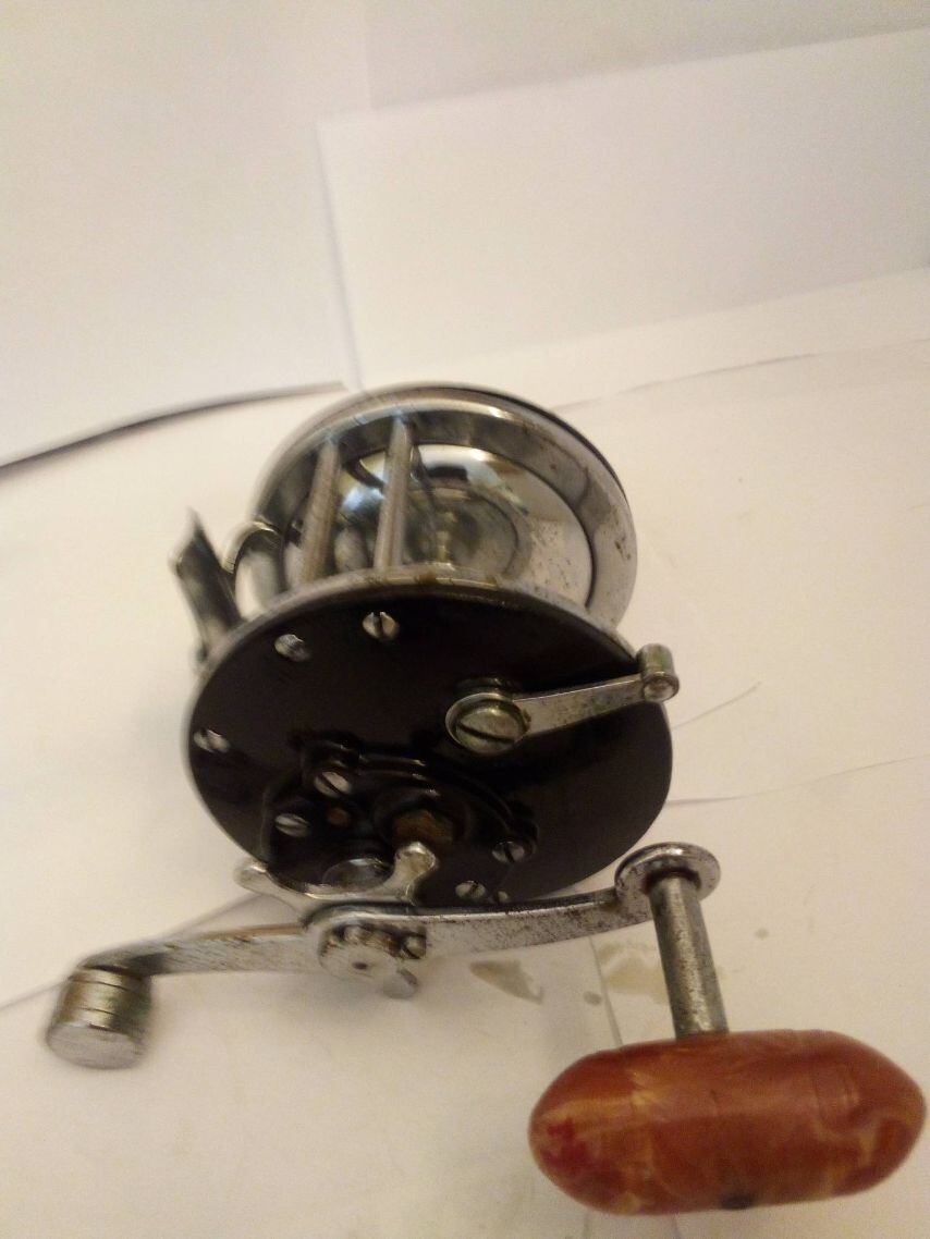 PENN 60 ロングビーチ 両軸リール フルメタル 海釣り対応 良品 PENN 60 ロングビーチ 両軸リール フルメタル 海釣り対応 良品 【公式