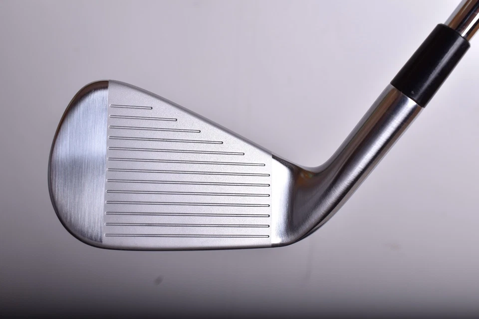 NEW TAYLORMADE P760 7 IRON GOLF CLUB DYNAMIC GOLD S300 STIFF FLEX STEEL SHAFT - Image 4 of 4