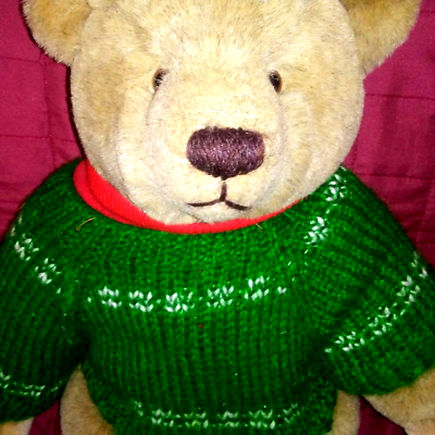 Vintage Gund Tan Jointed TEDDY BEAR Plush '82 Green Knit Sweater