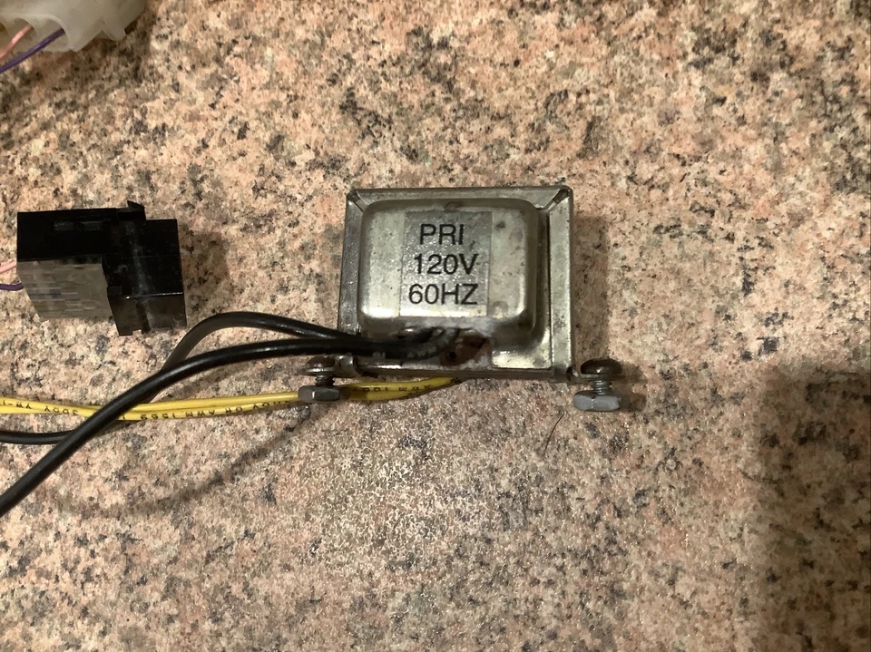 Transformador de control Traulsen p/n 337-60067-00 120V pri 10V seg. Foto 2 de 4