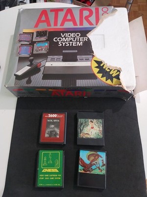 Atari 2600 Junior JR Konsole PAL Schwarz, Komplett, Mit 4 Spielen, Gebraucht